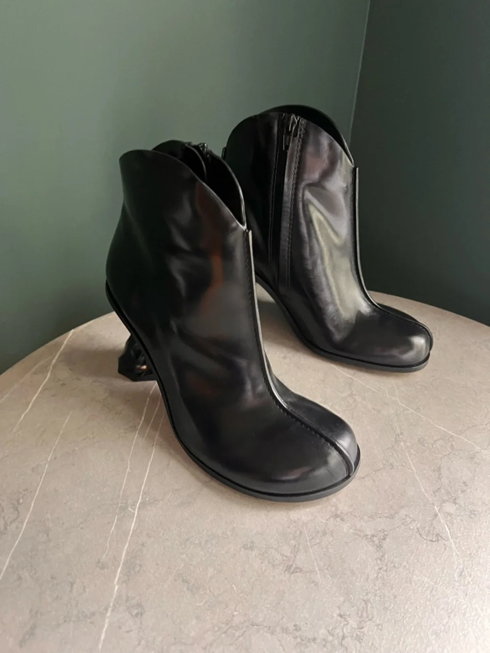 JW ANDERSON *faint picture